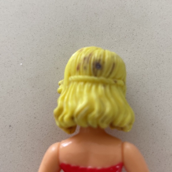 Polly Pocket Snow Day Sleigh Set - Picture 13 of 16